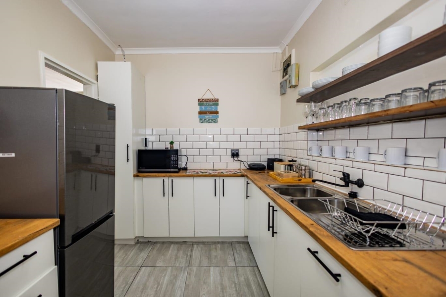 To Let 3 Bedroom Property for Rent in Protea Heights Western Cape